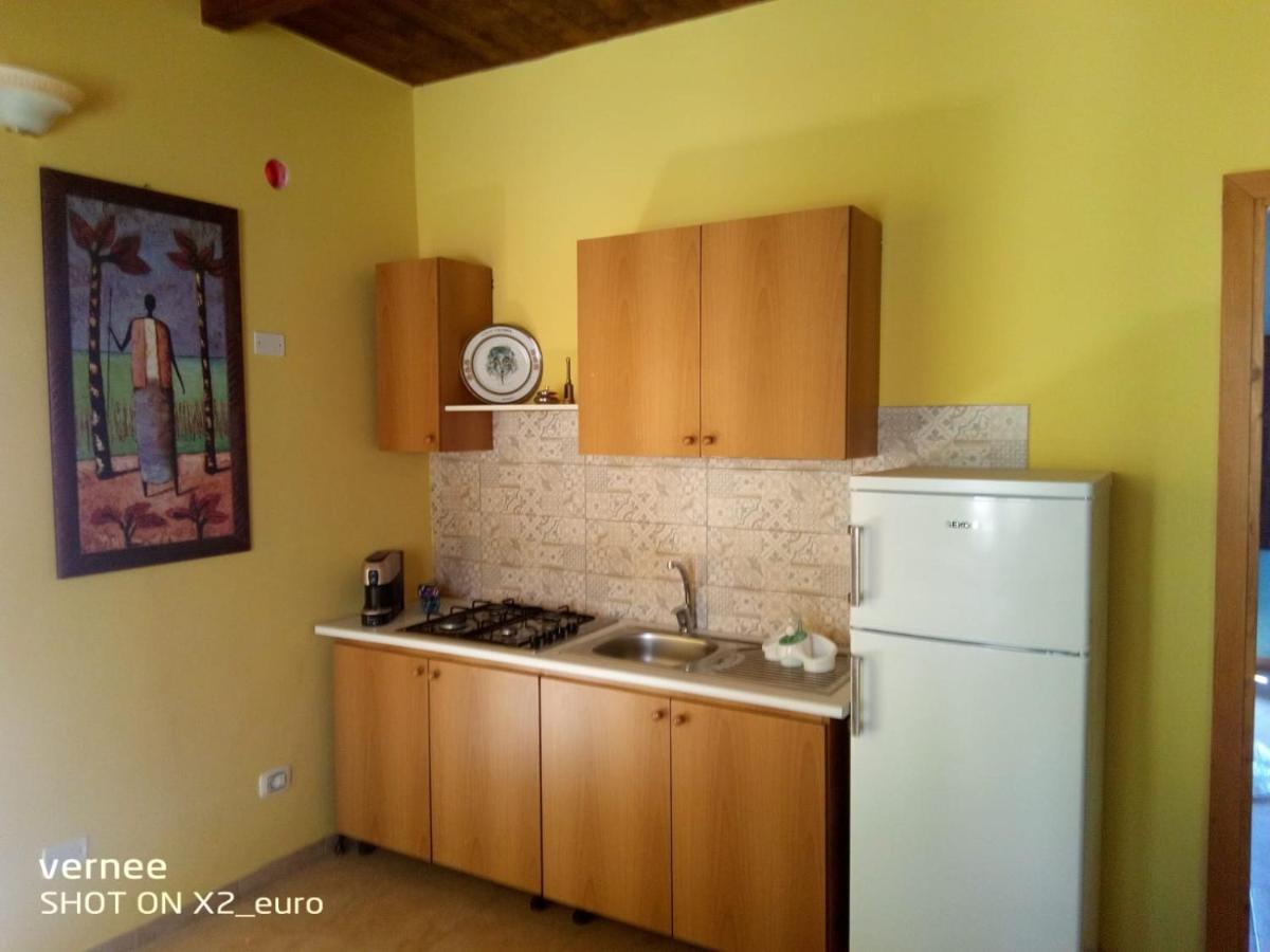 Le Terrazze Di Martina Villa นิคอเตรา ภายนอก รูปภาพ