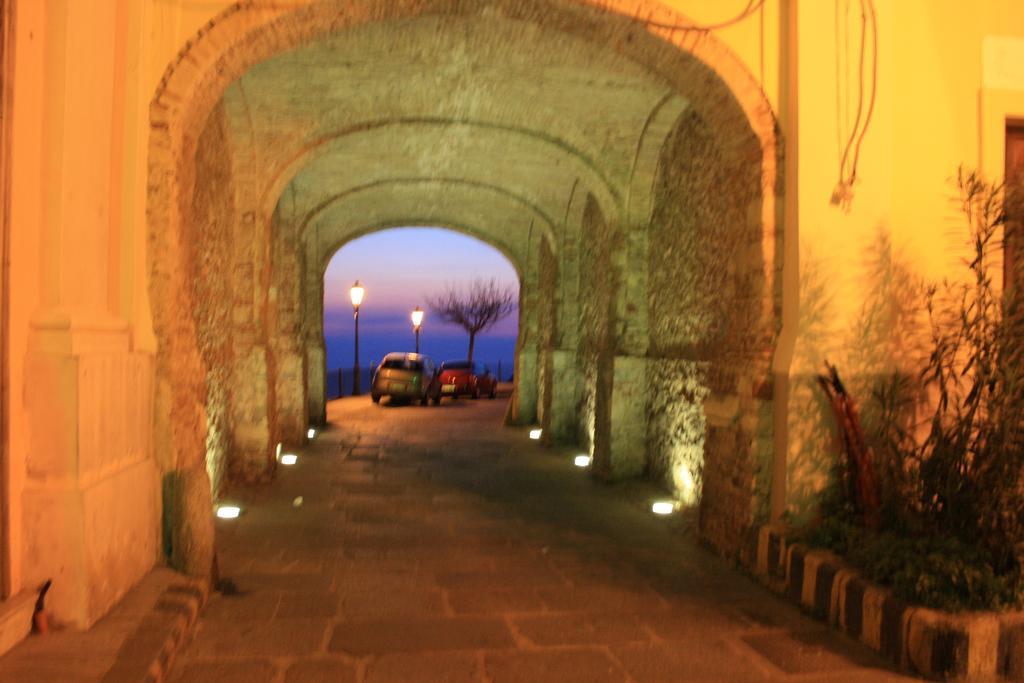Le Terrazze Di Martina Villa นิคอเตรา ภายนอก รูปภาพ